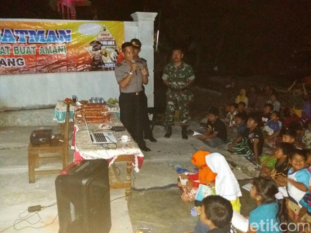 Nonton Bareng Masyarakat